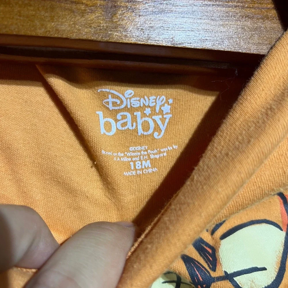 Disney Baby Bodysuit Kids 18M Orange Tigger Winnie the Pooh Short Sleeve Romper